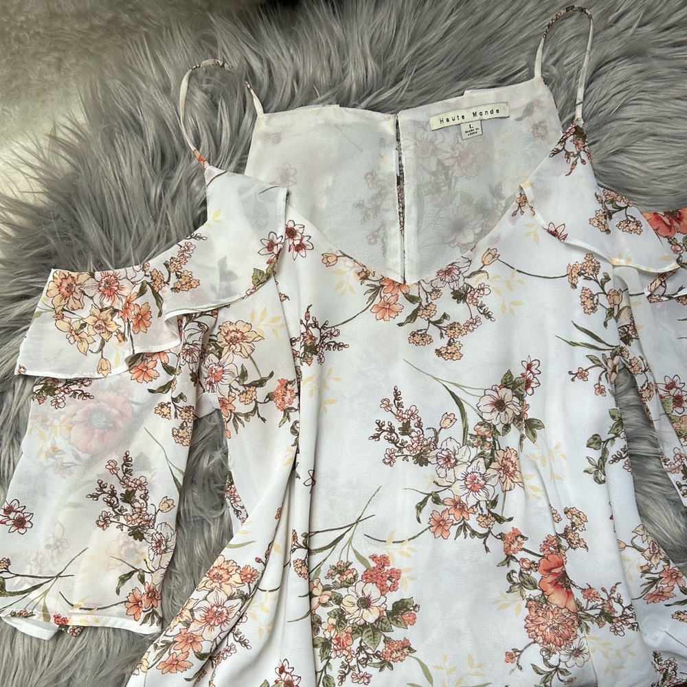 Floral cold shoulder blouse